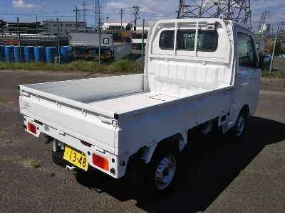 NISSAN CLIPPER TRUCK