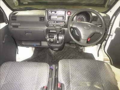 TOYOTA PIXIS VAN