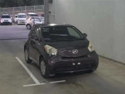 TOYOTA IQ