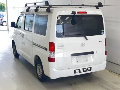 TOYOTA LITE ACE VAN