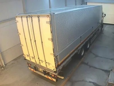 NISSAN UD