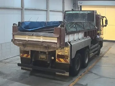 MITSUBISHI FUSO