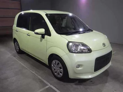 TOYOTA PORTE