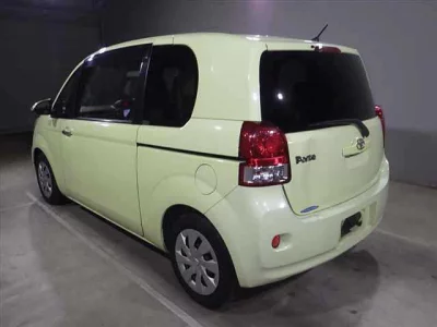 TOYOTA PORTE