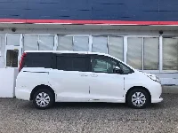 Цена авто Toyota Noah с аукционов Японии, номер кузова ZRR85G, пробег 173 000, оценка 2