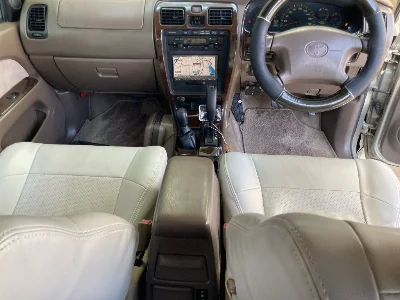 TOYOTA HILUX SURF