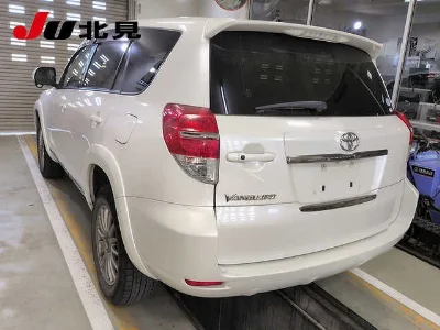 TOYOTA VANGUARD