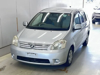 TOYOTA RAUM