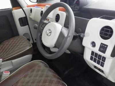 TOYOTA SPADE