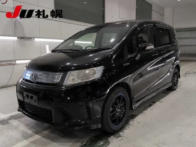 HONDA FREED SPIKE