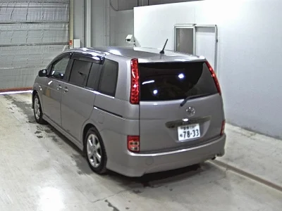 TOYOTA ISIS