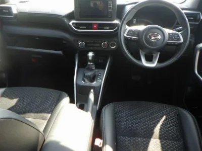 DAIHATSU ROCKY
