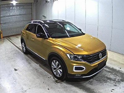 VOLKSWAGEN T-ROC