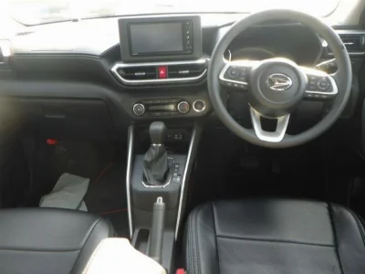 DAIHATSU ROCKY