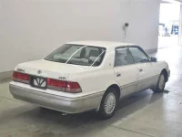 Цена авто Toyota Crown с аукционов Японии, номер кузова JZS155, пробег 142 000, оценка 6