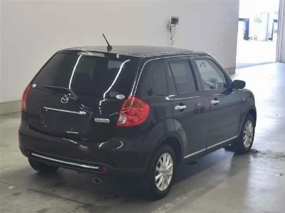 Mazda VERISA
