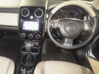 MAZDA VERISA