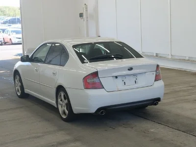 SUBARU LEGACY B4