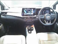 Nissan Aura