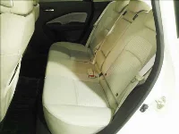 Nissan Aura