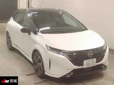 NISSAN AURA