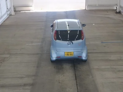 SUBARU R2