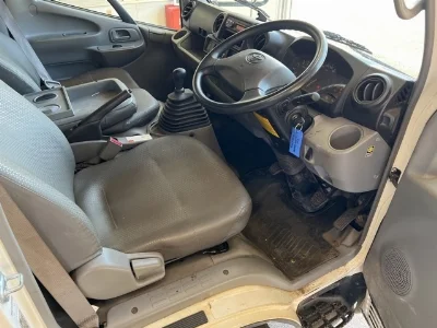 TOYOTA DYNA