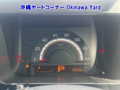 SUZUKI MRWAGON