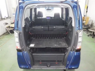 HONDA N BOX PLUS