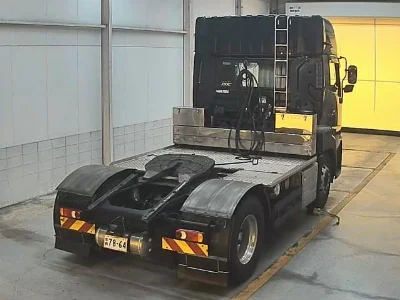 NISSAN UD