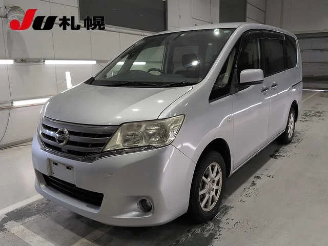 Nissan Serena  с аукциона в Японии