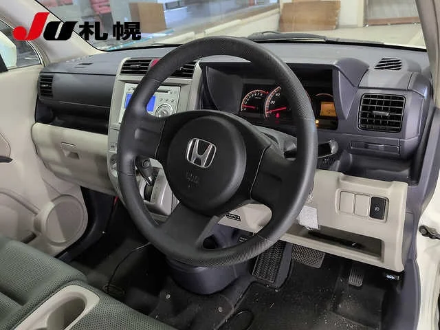 Honda Zest  с аукциона в Японии