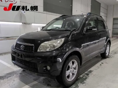 TOYOTA RUSH