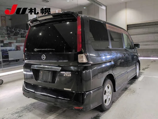 Nissan Serena  с аукциона в Японии