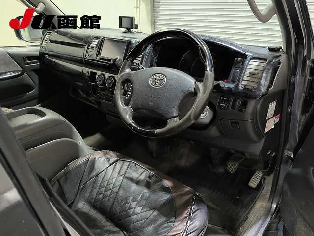 Toyota HiAce Van  с аукциона в Японии