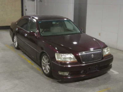 TOYOTA CROWN MAJESTA