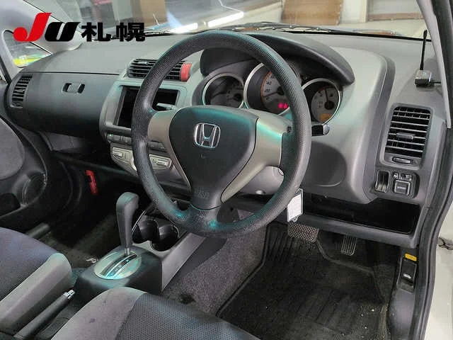 Honda Fit  с аукциона в Японии