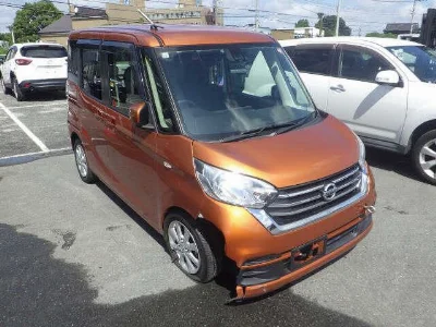 NISSAN DAYZ ROOX