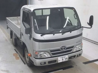 TOYOTA DYNA