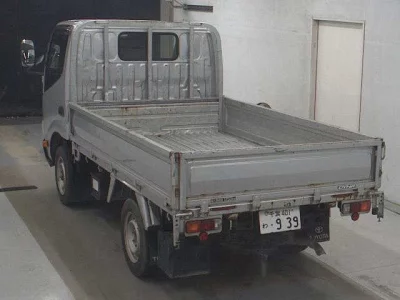 TOYOTA DYNA