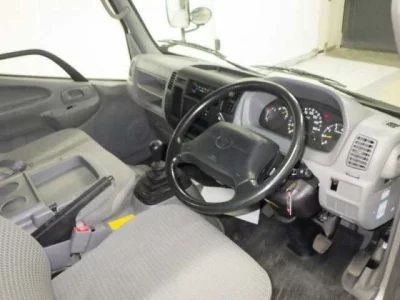 TOYOTA DYNA