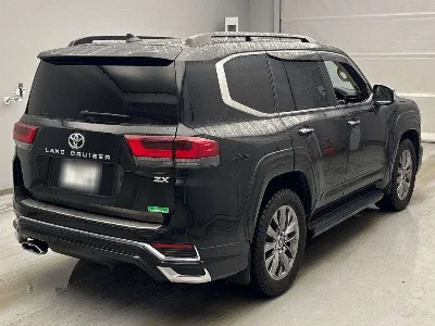 TOYOTA LAND CRUISER