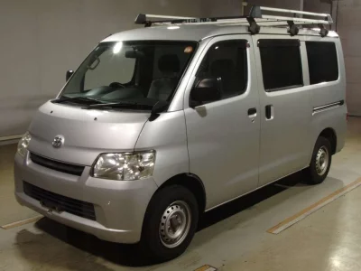 TOYOTA LITE ACE VAN