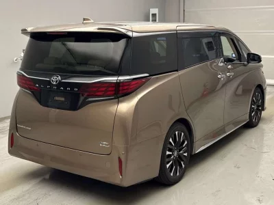 TOYOTA ALPHARD