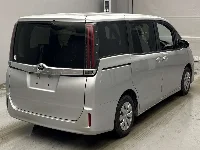 Цена авто Toyota Noah с аукционов Японии, номер кузова ZRR80G, пробег 97 000, оценка 6