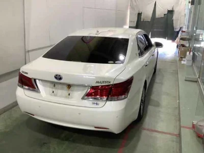 TOYOTA CROWN MAJESTA