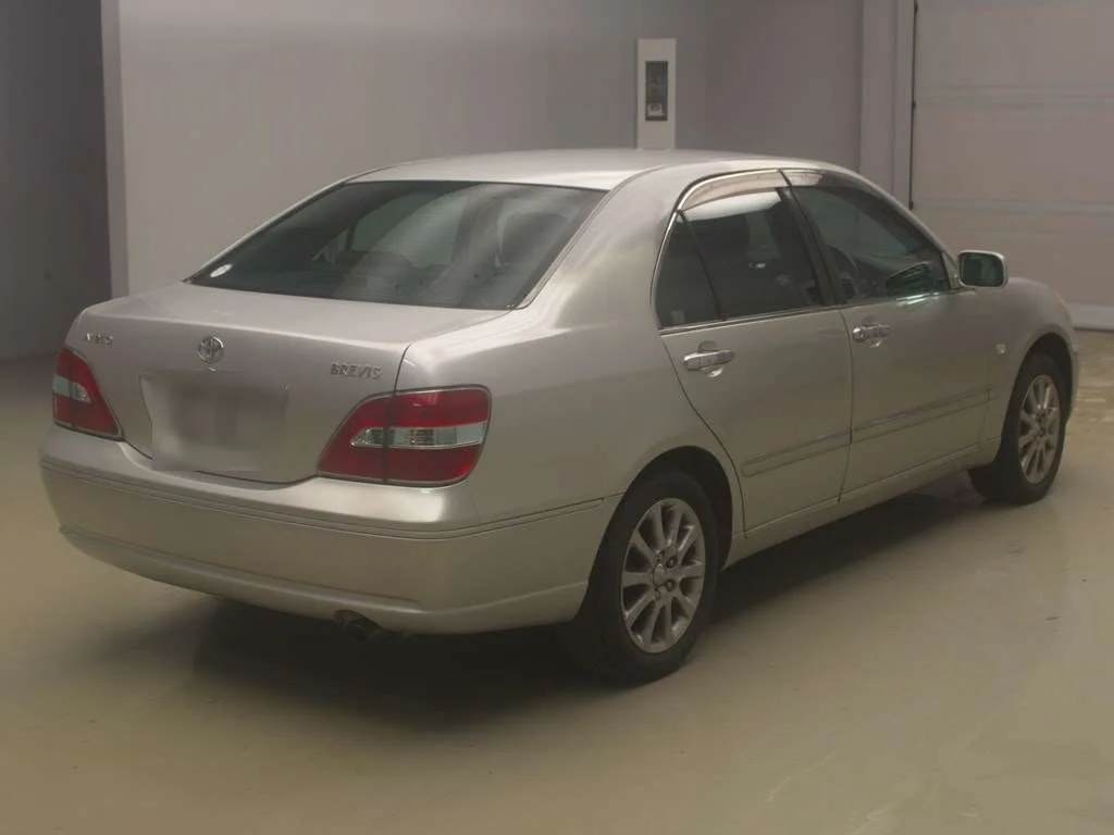 Toyota Brevis  с аукциона в Японии