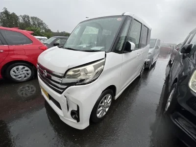 NISSAN DAYZ ROOX