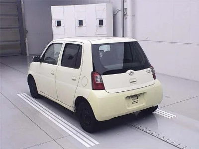 DAIHATSU ESSE