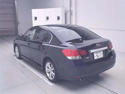 SUBARU LEGACY B4